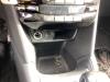 Peugeot 208 I (CA/CC/CK/CL) 1.2 Vti 12V PureTech 82 AUX / USB-Anschluss