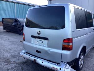 Używane Tylna klapa Volkswagen Transporter T5 2.5 TDi PF Cena € 300,00 Procedura marży oferowane przez Gebr Opdam B.V.