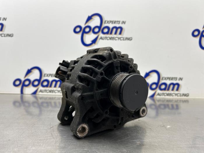 Usagé Dynamo Peugeot Expert (G9) 1.6 HDi 90 Prix € 100,00 Règlement à la marge proposé par Gebr Opdam B.V.