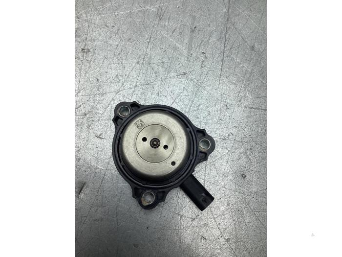 Begagnade Kamaxelsensor Mercedes GLA (156.9) 1.6 180 16V Pris € 15,00 Marginaltabell erbjuds av Gebr Opdam B.V.