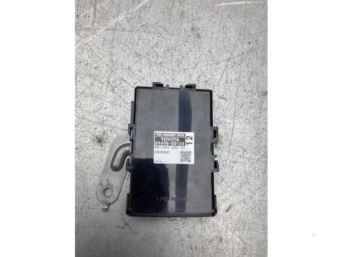 Usagé Module pompe carburant Toyota Yaris III (P13) 1.33 16V Dual VVT-I Prix € 95,00 Règlement à la marge proposé par Gebr Opdam B.V.