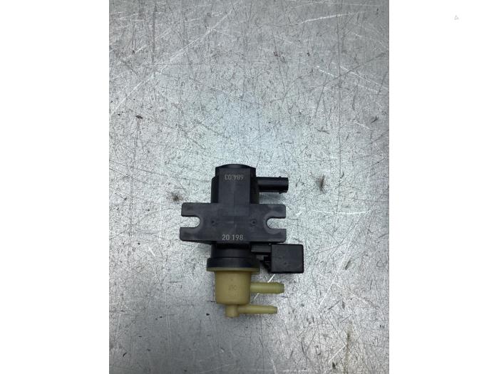 Gebrauchte Überdruckventil Turbo Mercedes E (R238) E-200 2.0 Turbo 16V Preis € 35,00 Margenregelung angeboten von Gebr Opdam B.V.