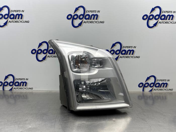 Używane Reflektor prawy Ford Transit 2.2 TDCi 16V Cena € 65,00 Procedura marży oferowane przez Gebr Opdam B.V.