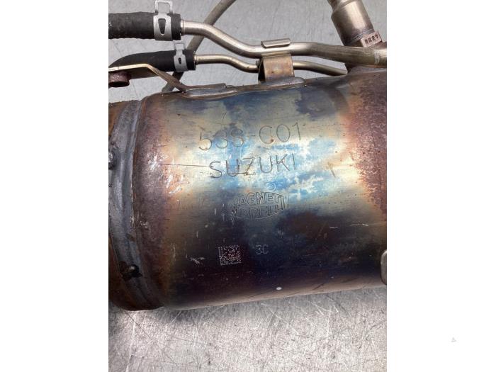 Katalysator van een Suzuki SX4 S-Cross (JY) 1.4 Booster Jet Turbo 16V SHVS 2023