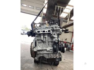 Engine from a Citroën C3 (SX/SW) 1.2 12V e-THP PureTech 110 2017