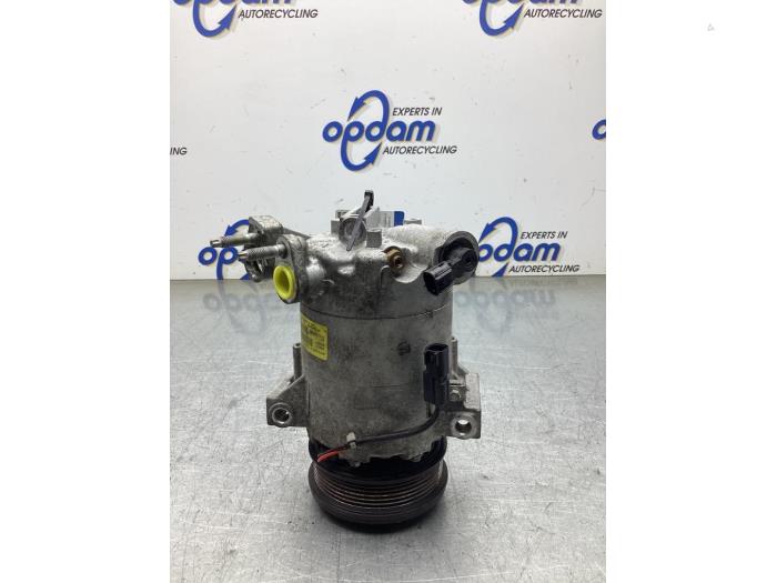 Gebrauchte Klimapumpe Ford C-Max (DXA) 1.0 Ti-VCT EcoBoost 12V 125 Preis € 125,00 Margenregelung angeboten von Gebr Opdam B.V.