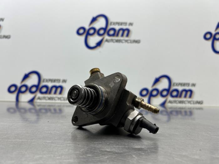 Begagnade Högtryckspump Volkswagen Polo VI (AW1) 1.0 TSI 12V Pris € 125,00 Marginaltabell erbjuds av Gebr Opdam B.V.
