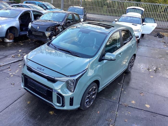 Używane Dach Kia Picanto (JA) 1.0 DPI 12V Cena na żądanie oferowane przez Gebr Opdam B.V.