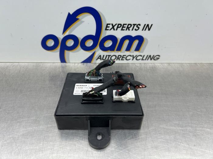 Used Body control computer Renault Captur I (2R) 0.9 Energy TCE 12V Price € 75,00 Margin scheme offered by Gebr Opdam B.V.