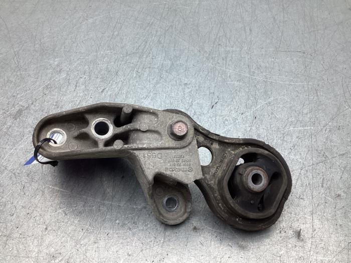 Usagé Support boîte de vitesses Mazda 2 (DE) 1.3 16V MZR Prix € 20,00 Règlement à la marge proposé par Gebr Opdam B.V.