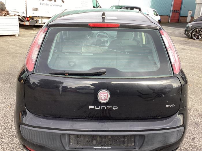 Begagnade Baklucka Fiat Punto Evo (199) 1.3 JTD Multijet 85 16V Euro 5 Pris € 100,00 Marginaltabell erbjuds av Gebr Opdam B.V.