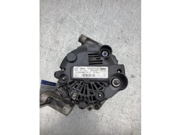 Begagnade Dynamo Fiat Punto Evo (199) 1.3 JTD Multijet 85 16V Euro 5 Pris € 40,00 Marginaltabell erbjuds av Gebr Opdam B.V.