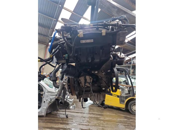 Motor van een Fiat 500 (312) 0.9 TwinAir 85 2011
