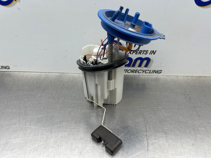 Usagé Pompe essence Audi A3 Sportback (8VA/8VF) 1.4 TFSI 16V Prix € 75,00 Règlement à la marge proposé par Gebr Opdam B.V.