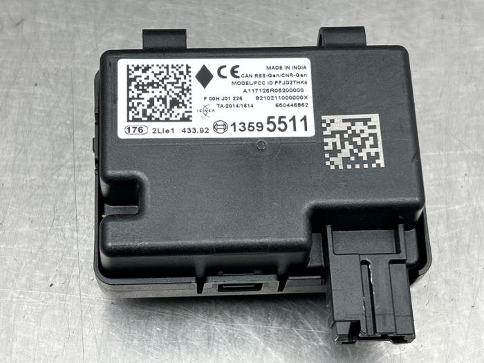 Używane Modul keyless vehicle Opel Astra K 1.4 Turbo 16V Cena € 25,00 Procedura marży oferowane przez Gebr Opdam B.V.