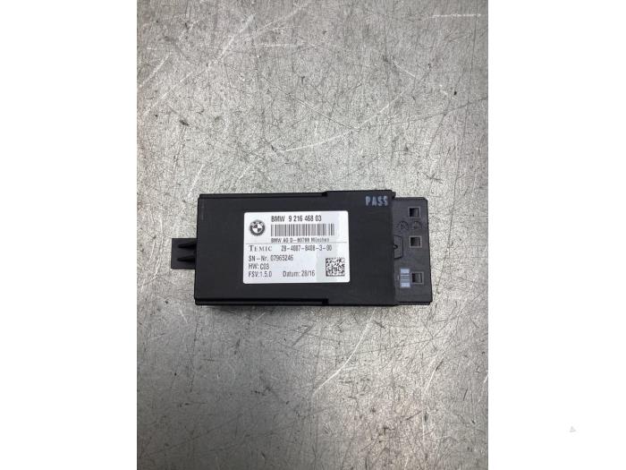 Begagnade Sätesdator BMW 3 serie (F30) 330e Pris € 60,00 Marginaltabell erbjuds av Gebr Opdam B.V.