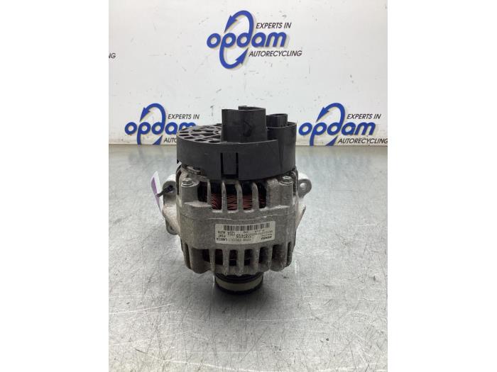 Usagé Dynamo Fiat Panda (312) 0.9 TwinAir 65 Prix € 80,00 Règlement à la marge proposé par Gebr Opdam B.V.