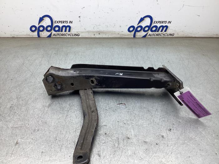 Usados Subchasis Fiat Panda (312) 0.9 TwinAir 65 Precio € 25,00 Norma de margen ofrecido por Gebr Opdam B.V.