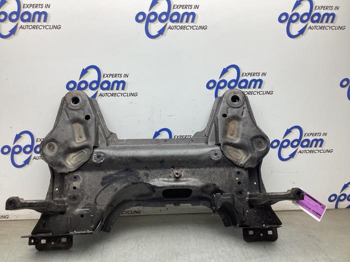 Used Subframe Peugeot 2008 (UD/UK/UR/US/UX) e-2008 50 kWh Price € 250,00 Margin scheme offered by Gebr Opdam B.V.