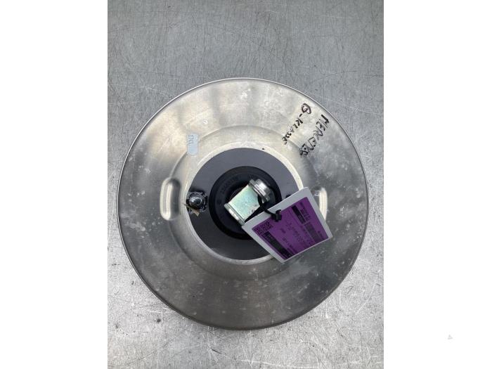 Usagé Servo frein Mercedes B (W247) 1.3 B-250 e Turbo 16V Prix € 150,00 Règlement à la marge proposé par Gebr Opdam B.V.