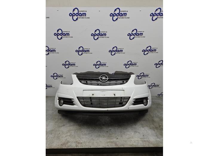 Usados Parachoques Opel Corsa D 1.2 16V Precio € 100,00 Norma de margen ofrecido por Gebr Opdam B.V.