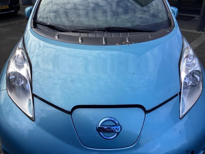 Używane Maska Nissan Leaf (ZE0) Leaf Cena € 300,00 Procedura marży oferowane przez Gebr Opdam B.V.