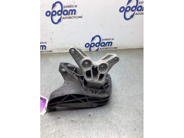 Used Engine mount Opel Grandland (X) 1.2 Turbo 12V Price € 30,00 Margin scheme offered by Gebr Opdam B.V.