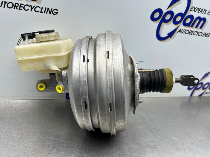 Usagé Servo frein BMW 5 serie (E60) 520i 24V Prix € 125,00 Règlement à la marge proposé par Gebr Opdam B.V.