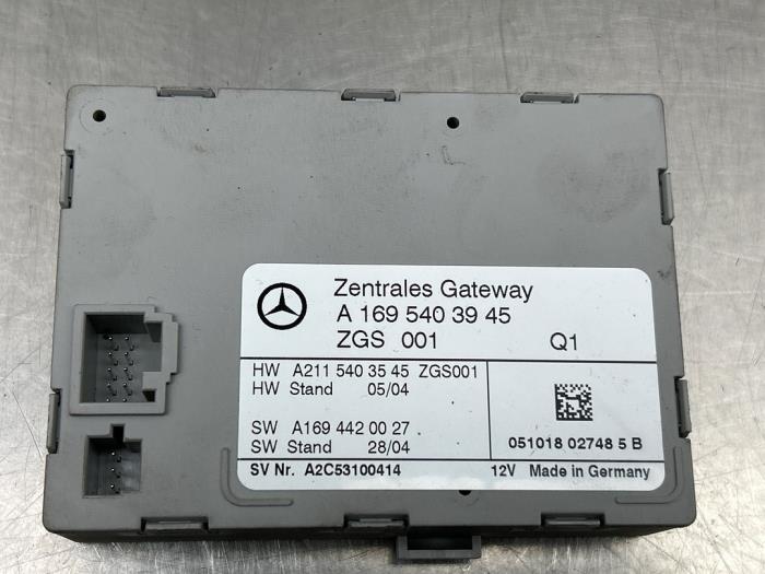 Używane Modul gateway Mercedes B (W245) 1.5 B-150 16V Cena € 30,00 Procedura marży oferowane przez Gebr Opdam B.V.