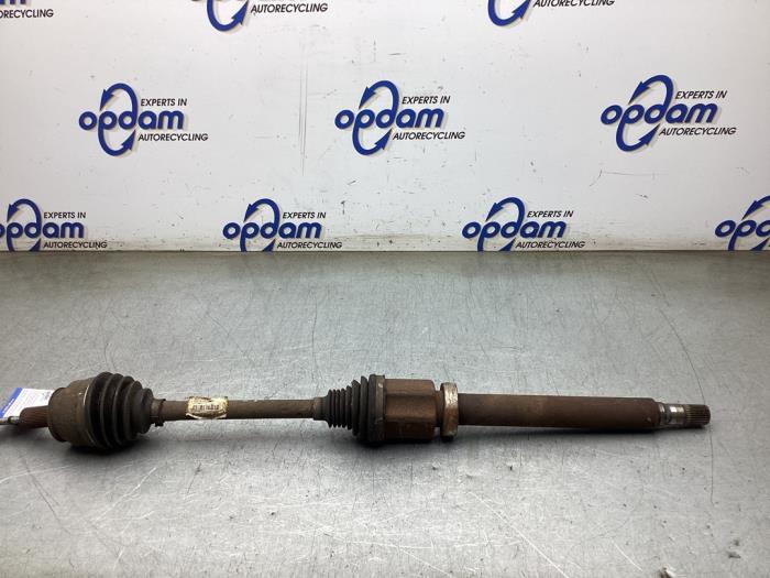 Volvo V70 Front drive shafts, right stock | ProxyParts.com