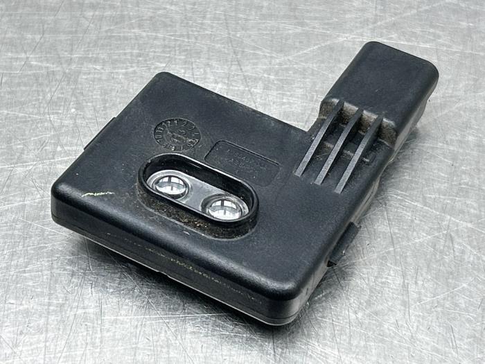 Używane Keyless Entry-Antena Renault Megane III Grandtour (KZ) 1.5 dCi 110 Cena € 40,00 Procedura marży oferowane przez Gebr Opdam B.V.