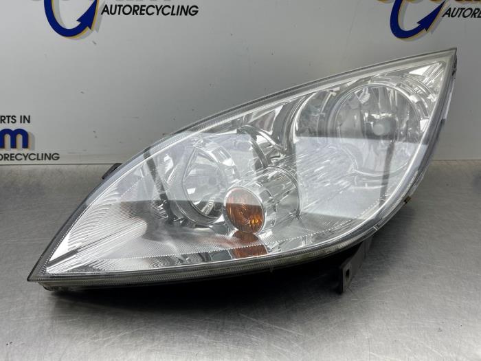 Używane Reflektor lewy Mitsubishi Colt (Z2/Z3) 1.3 16V Cena € 75,00 Procedura marży oferowane przez Gebr Opdam B.V.