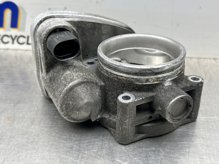 Gebrauchte Drosselklappengehäuse BMW 3 serie Compact (E46/5) 316ti 16V Preis € 60,00 Margenregelung angeboten von Gebr Opdam B.V.