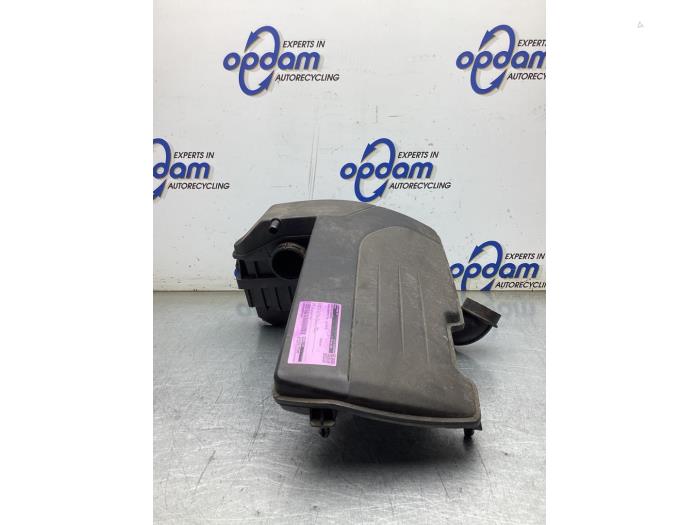 Begagnade Luftfilterhus Dacia Sandero I (BS) 1.2 16V Pris € 50,00 Marginaltabell erbjuds av Gebr Opdam B.V.