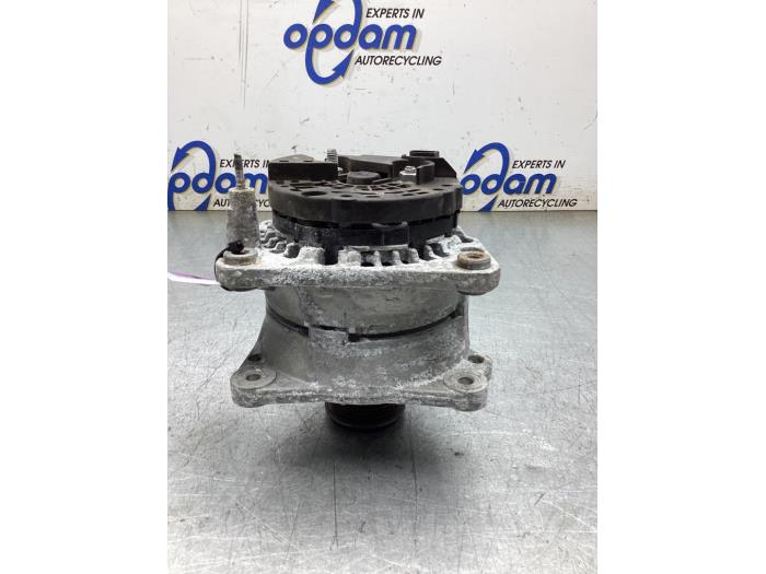 Begagnade Dynamo Seat Ibiza III (6L1) 1.4 TDI 80 Pris € 35,00 Marginaltabell erbjuds av Gebr Opdam B.V.