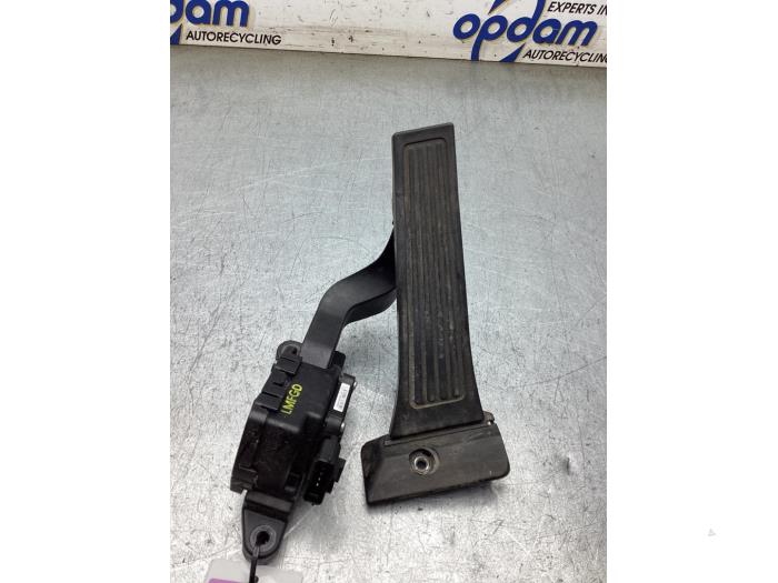 Begagnade Gaspedalsensor Kia Sportage (SL) 2.0 CVVT 16V 4x4 Pris € 50,00 Marginaltabell erbjuds av Gebr Opdam B.V.