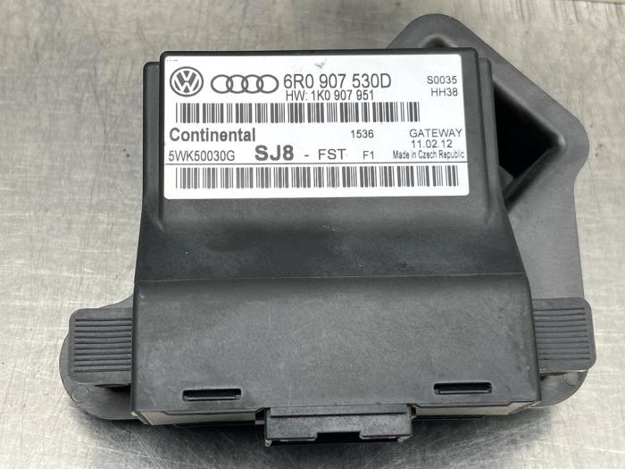 Używane Modul gateway Skoda Fabia II Combi 1.2 TDI 12V Greenline Cena € 50,00 Procedura marży oferowane przez Gebr Opdam B.V.