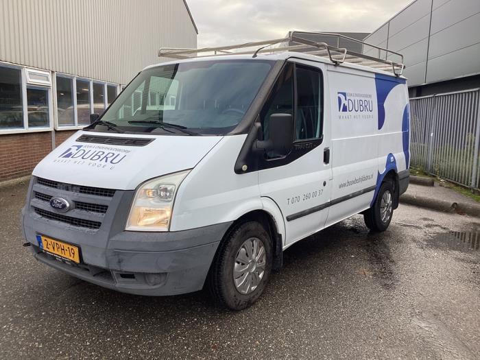 Używane Maska Ford Transit 2.2 TDCi 16V Cena € 100,00 Procedura marży oferowane przez Gebr Opdam B.V.