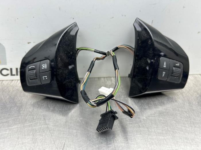Commande Autoradio Pour OPEL CORSA D PHASE 2 - Pièce D'occasion En Bon état