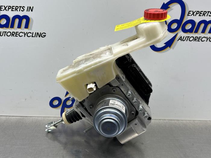 Gebrauchte ABS Pumpe Ford Kuga III (DFK) 2.5 PHEV 16V Preis € 750,00 Margenregelung angeboten von Gebr Opdam B.V.