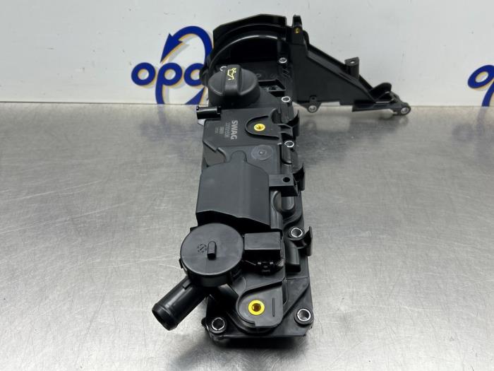 Ventildeckel van een Peugeot 5008