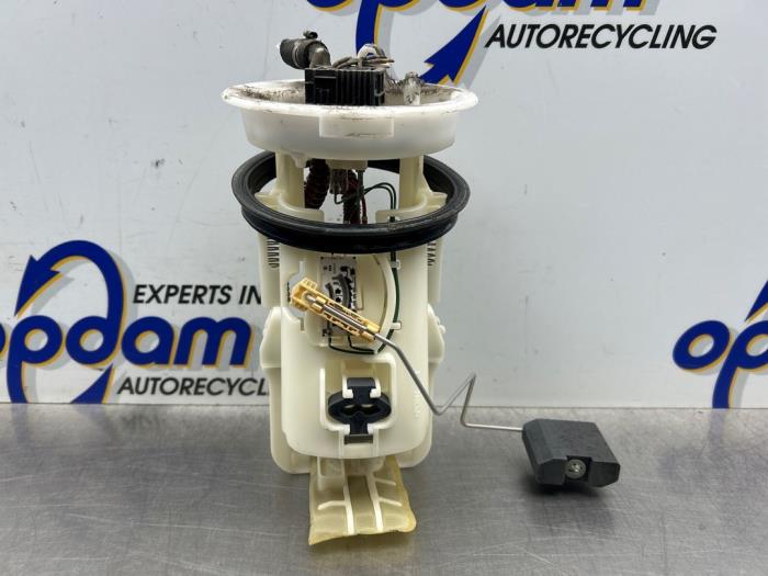 Gebrauchte Benzinpumpe BMW 3 serie Compact (E46/5) 316ti 16V Preis € 70,00 Margenregelung angeboten von Gebr Opdam B.V.