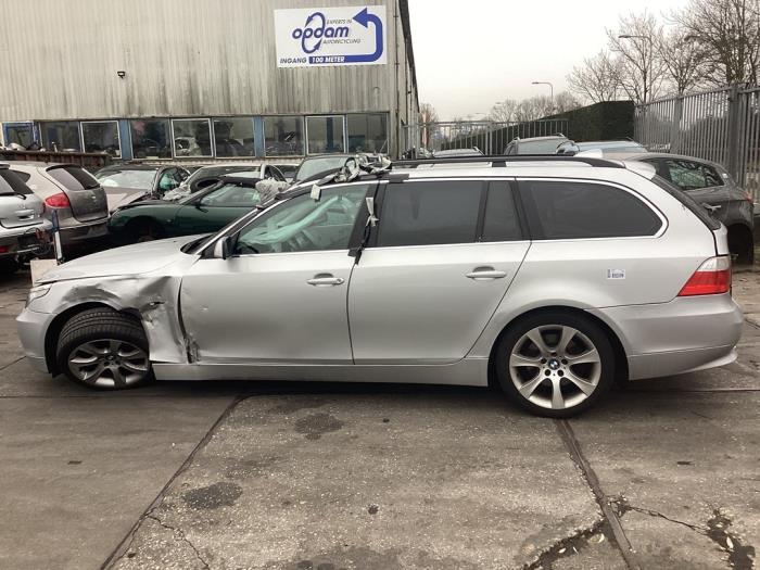 Używane Próg lewy BMW 5 serie Touring (E61) 525i 24V Cena na żądanie oferowane przez Gebr Opdam B.V.