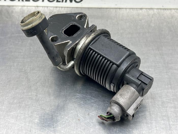 Begagnade EGR-ventil Volkswagen Polo IV (9N1/2/3) 1.4 16V Pris € 30,00 Marginaltabell erbjuds av Gebr Opdam B.V.