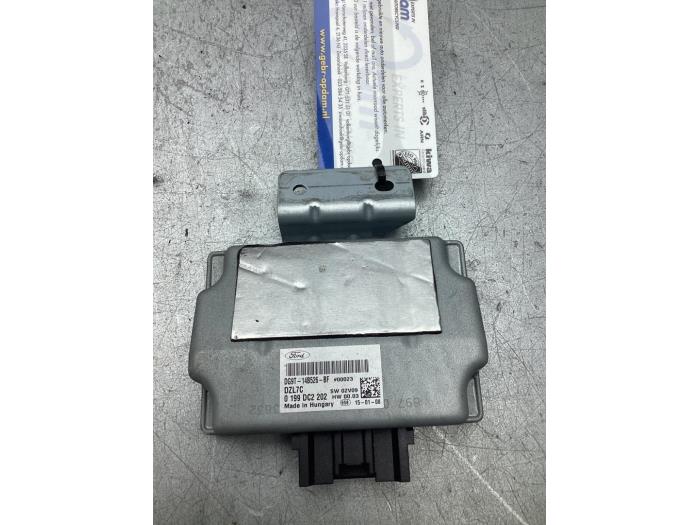 Usagé Ordinateur marche-arrêt Ford Mondeo V Wagon 1.5 EcoBoost 16V Prix € 100,00 Règlement à la marge proposé par Gebr Opdam B.V.