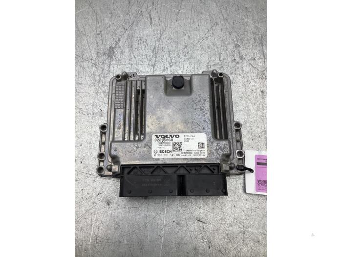 Used Engine management computer Volvo XC40 (XZ) 1.5 T5 Plug-in Hybrid 16V Price € 175,00 Margin scheme offered by Gebr Opdam B.V.