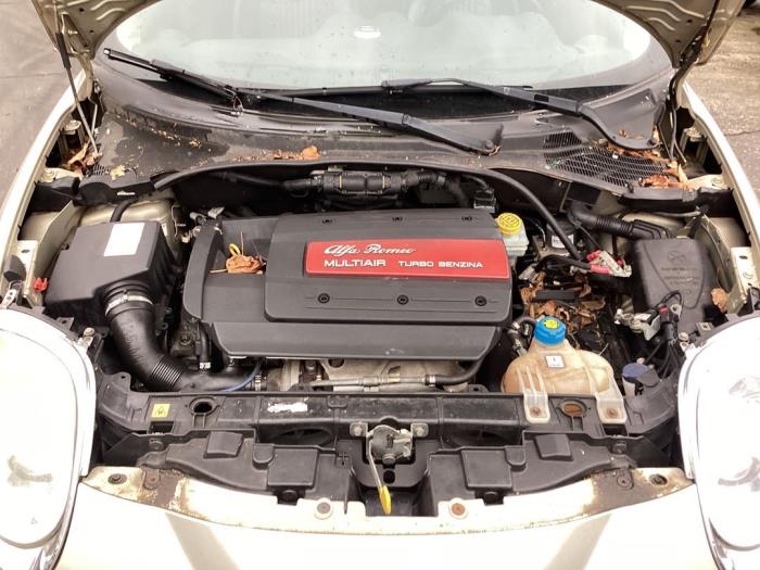 Używane Parawan Alfa Romeo MiTo (955) 1.4 Turbo Multi Air 16V Cena na żądanie oferowane przez Gebr Opdam B.V.
