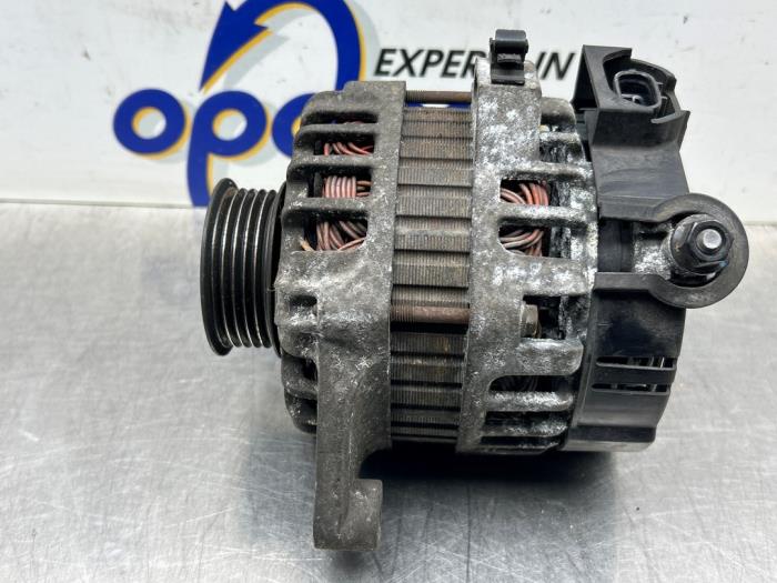Begagnade Dynamo Kia Picanto (TA) 1.0 12V Pris € 50,00 Marginaltabell erbjuds av Gebr Opdam B.V.