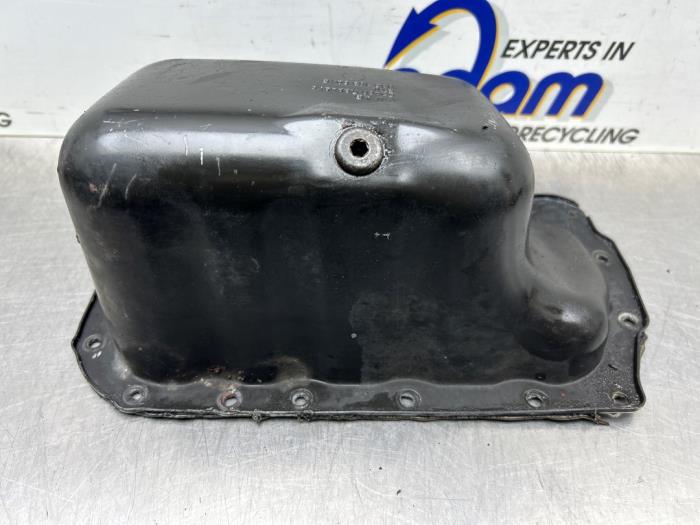Used Sump Volkswagen Polo V (6R) 1.2 12V Price € 30,00 Margin scheme offered by Gebr Opdam B.V.