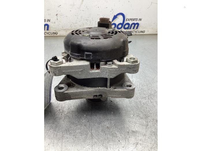 Usagé Dynamo Ford Fiesta 7 1.0 EcoBoost 12V 100 Prix € 80,00 Règlement à la marge proposé par Gebr Opdam B.V.